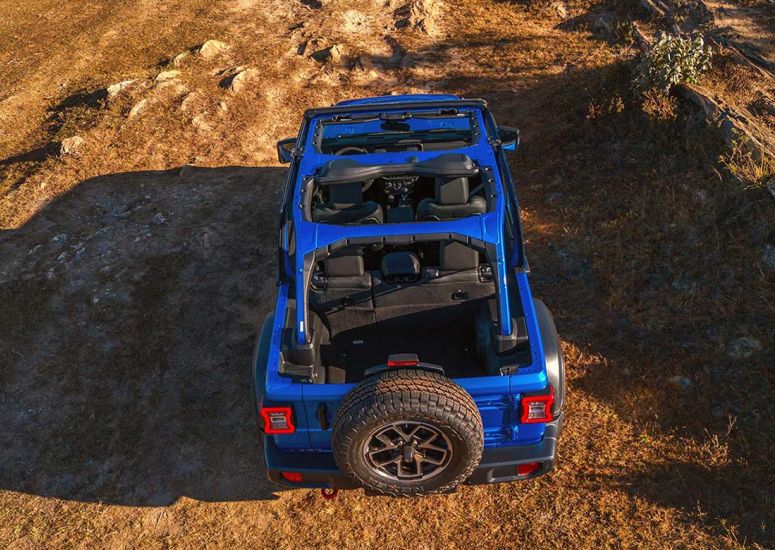 Jeep Wrangler exterior vista desde atrás